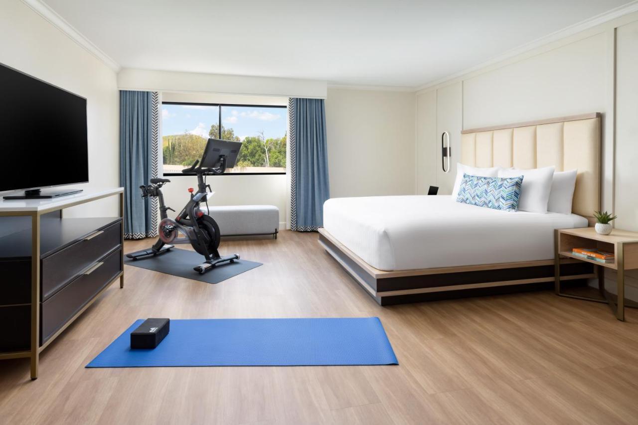 The Anza-A Calabasas Hotel Bagian luar foto